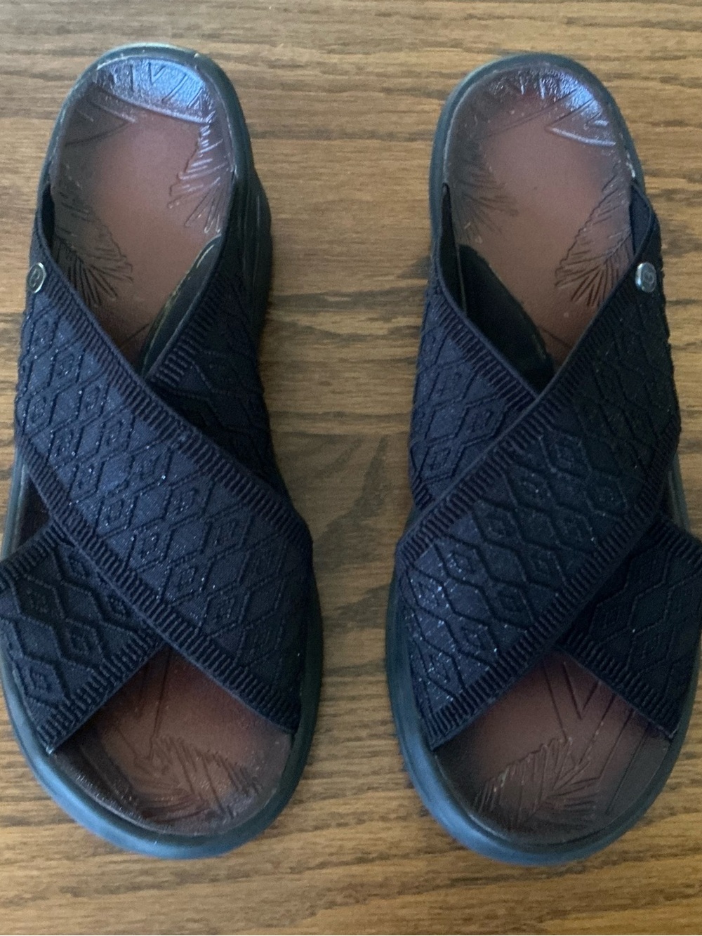 Bzees Black Vista Slide Sandals- size 8.5